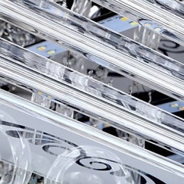 Uppoasennettava kolmivärinen valo kaukosäätimellä Moderni nykyaikainen lasi