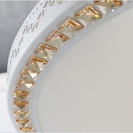 Uppoasennus modernia nykymetallia