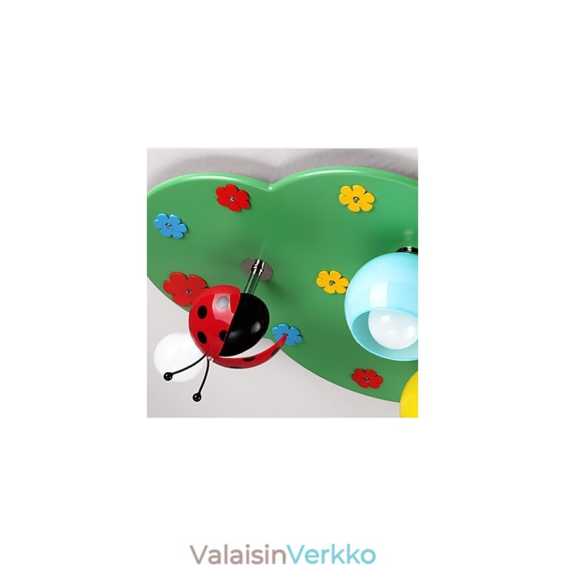 Uppoasennettu moderni nykyaikainen puubambu
