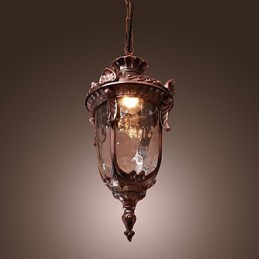 Antiikkivaikutteinen riippuvalaisin 1 valolla