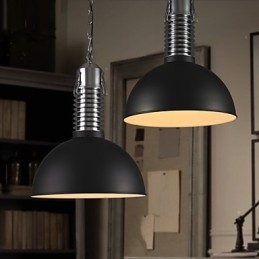 Perinteinen klassinen vintage minityylinen metallikruunu
