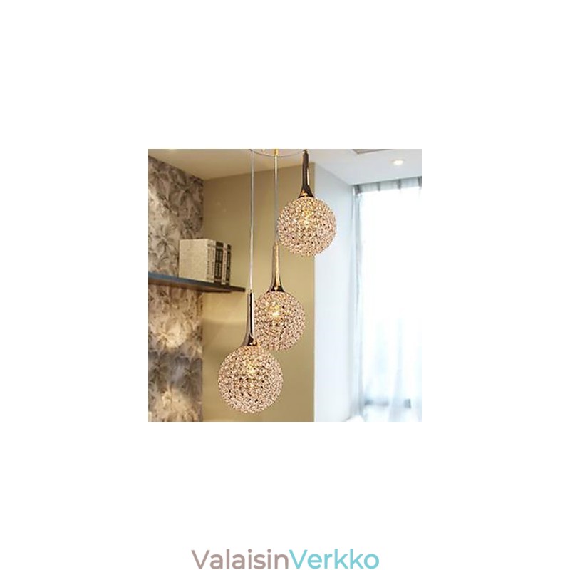 Moderni kristallikruunu astia