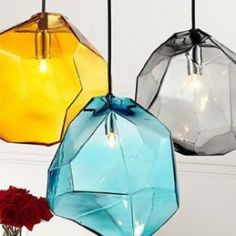 Creative Ice Crystal Glass Timanttiriippuva kromaattinen pistorasialamppu