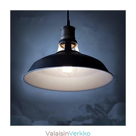 Amerikkalainen vintage takorautainen Window Art kattokruunu