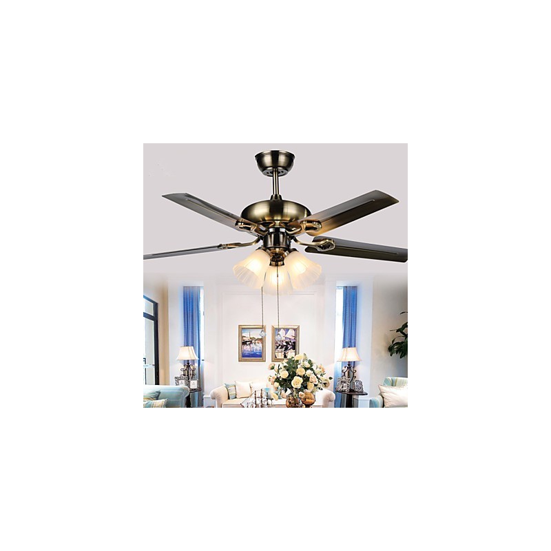 Kattotuulettimet Luxe Eco Modern Kattotuuletin Vaaleilla 42 tuuman lavoilla harjattu teräsviimeistely