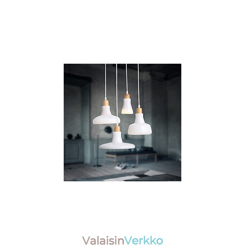 Creative Characteristic 4 valoriipus rautavarjostimella
