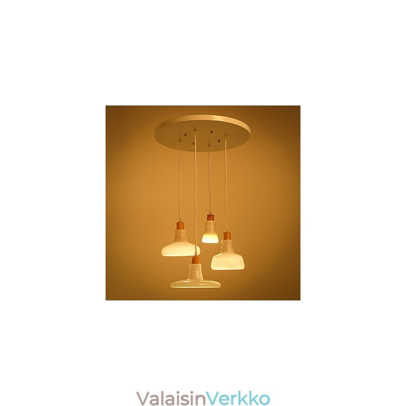Creative Characteristic 4 valoriipus rautavarjostimella
